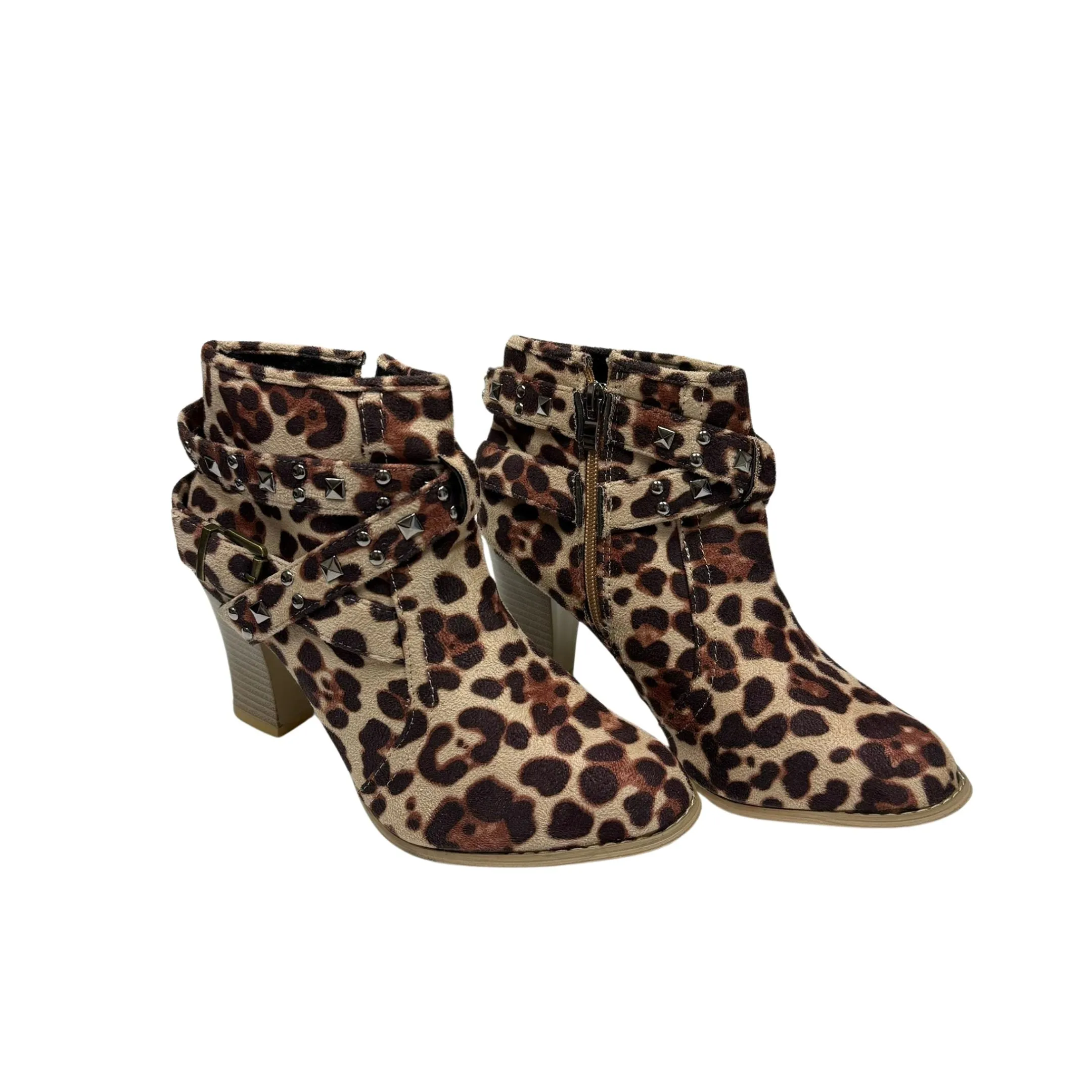 Brown leopard print studded-straps ankles boots