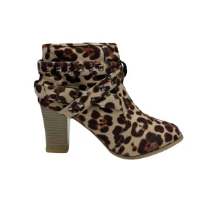 Brown leopard print studded-straps ankles boots