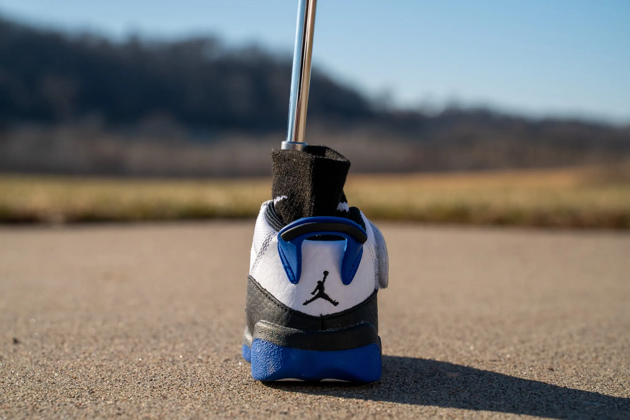 Jordan 6 Rings [GAME ROYAL] Standing Sneaker Putter Cover