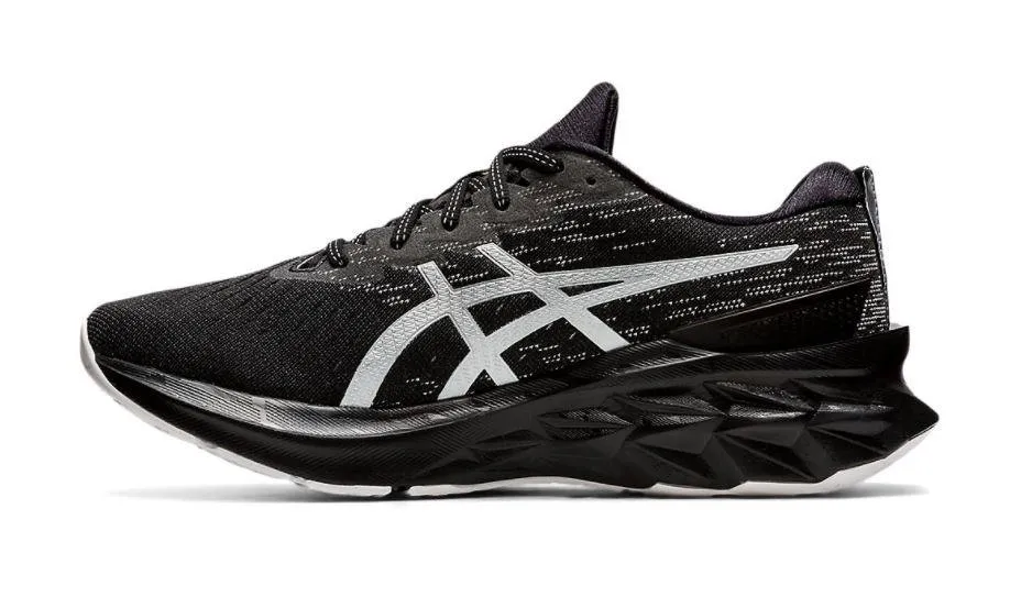 Men's ASICS Novablast 2 - 1011B192.001