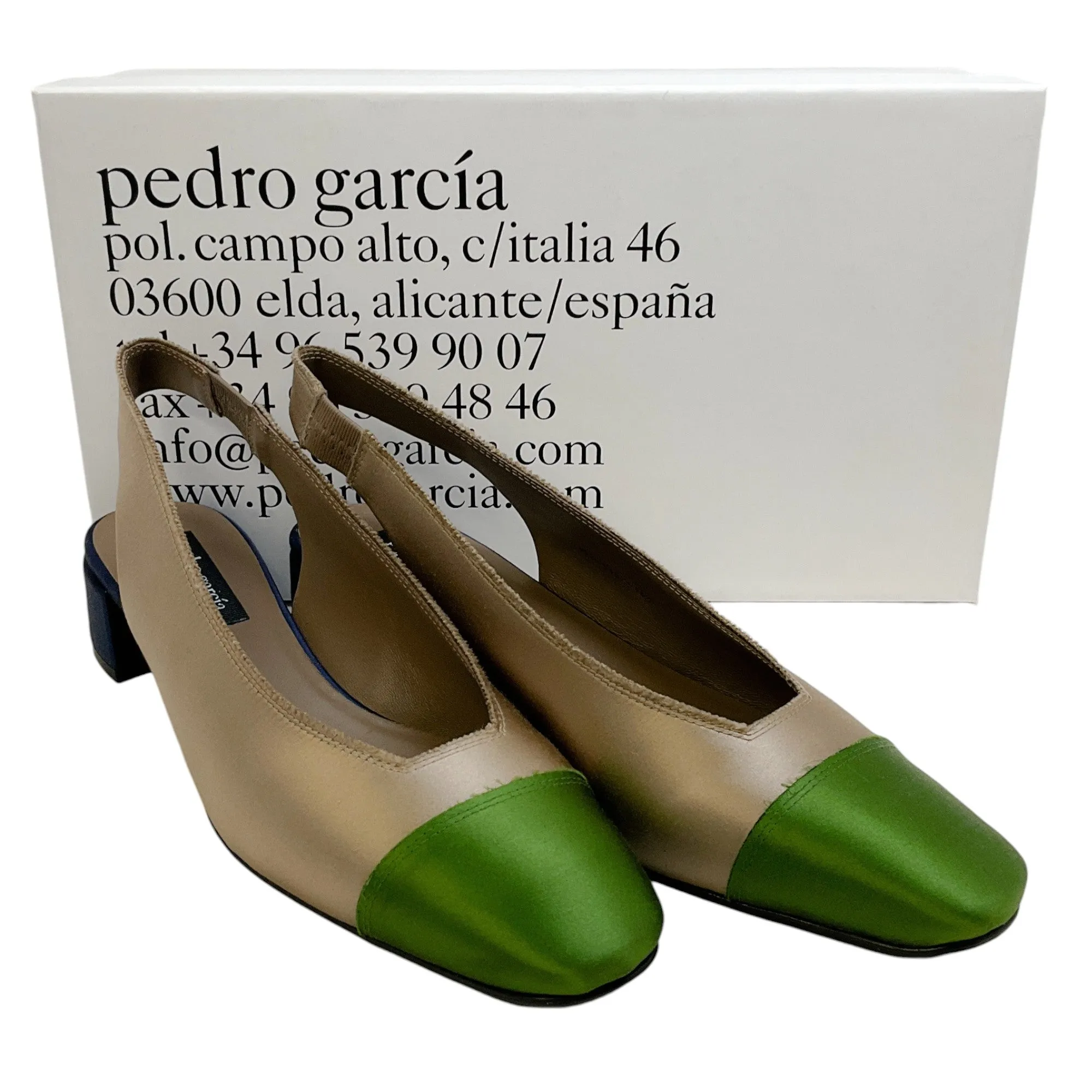 Pedro Garcia Taupe / Lentil Everly Slingback Pumps