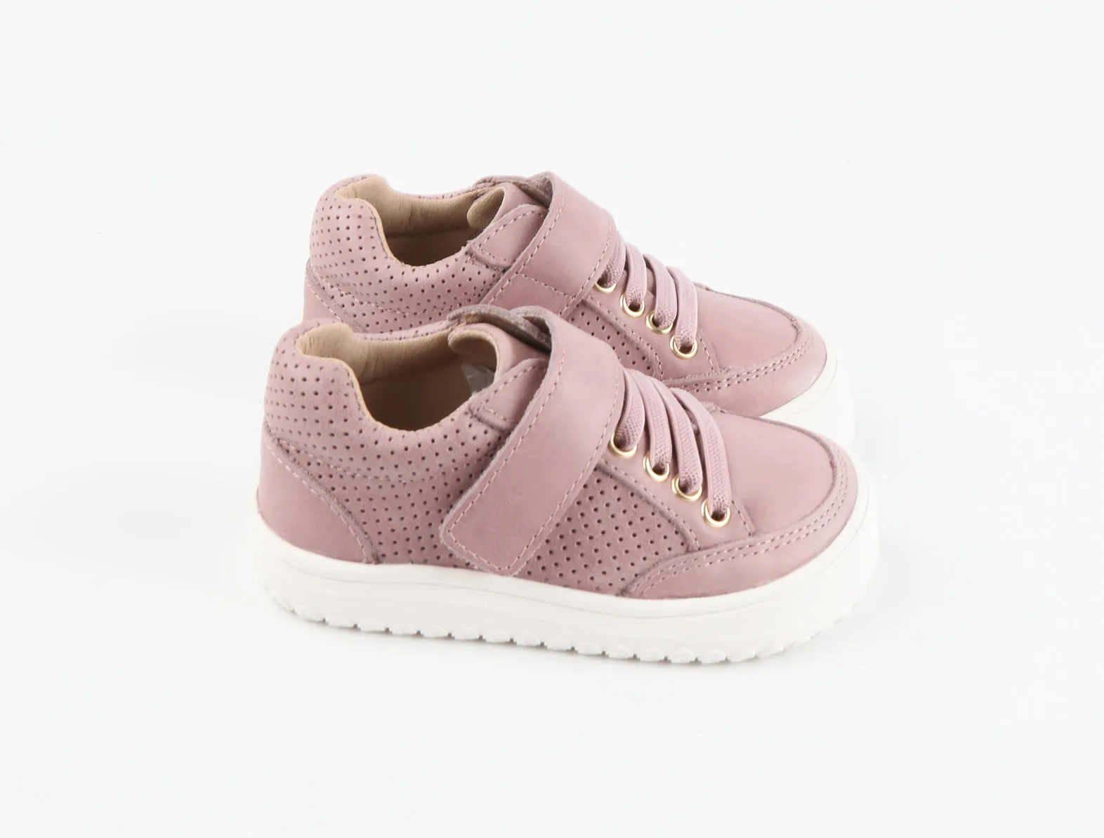 Play Perfect Pansy Pop Low Top {Premium Leather}