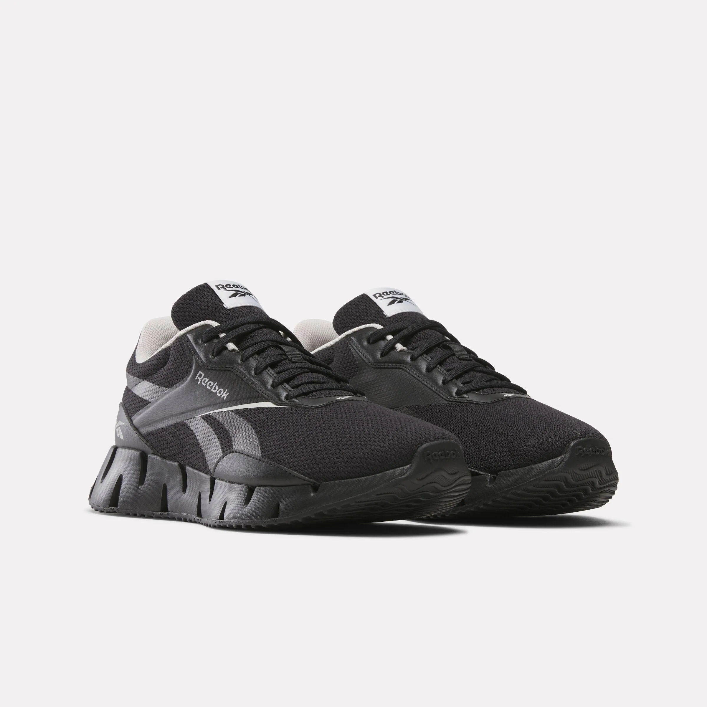 Reebok Footwear Men Zig Dynamica STR Shoes BLACK/WASHEDBLACK/MISTGREY